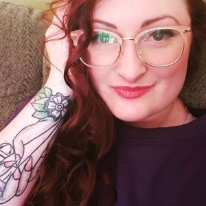 Meet your Posher, Danielle